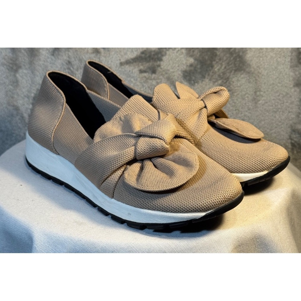 Bernie Mev Serenity shoe top Bow Women 40 tan slip on comfort neutral grandma